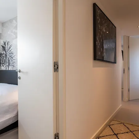 Apartment 3-bedroom Sea View Terrace And Parking *