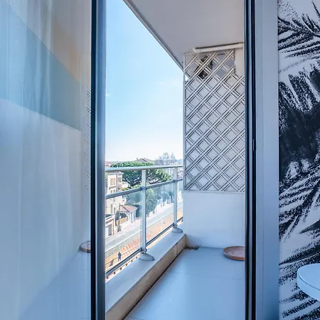 3-bedroom Sea View Terrace And Parking